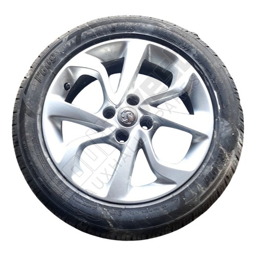 Vauxhall corsa stud - e, 4